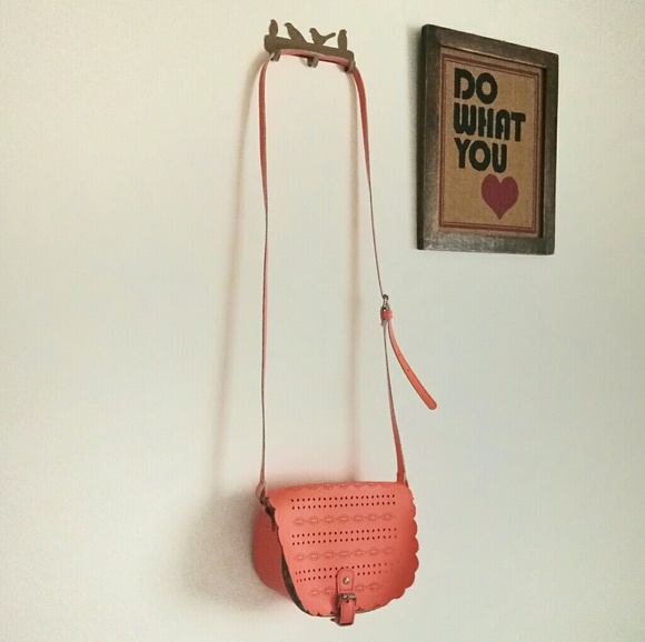 SALE • AEO• Neon Orange Crossbody Bag - Picture 2 of 8